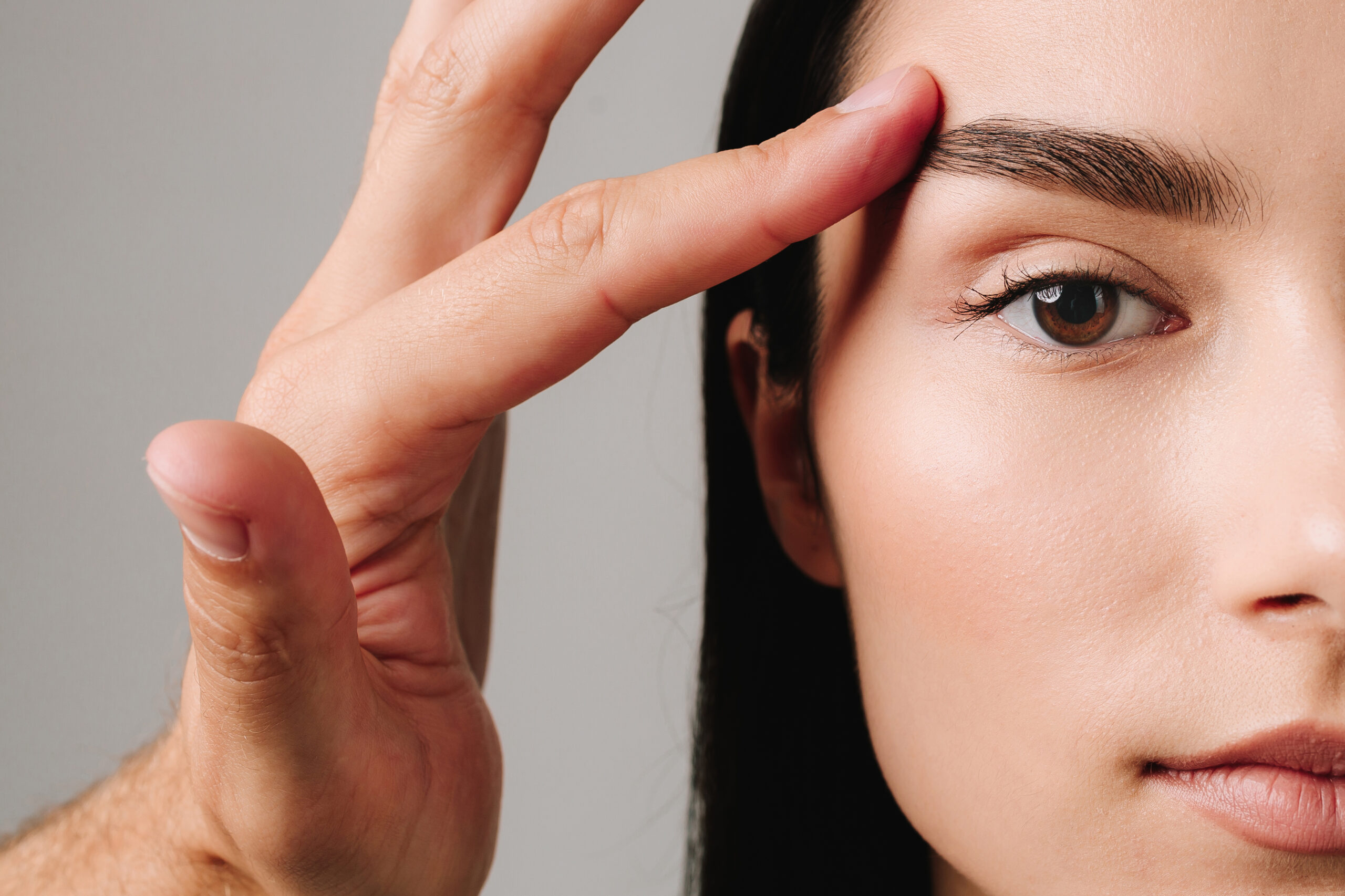 Blepharoplasty to get rid of excess skin from eyelids Going through eyelids surgery to manage sagging eyebrows, droopy upper lids and eye bags